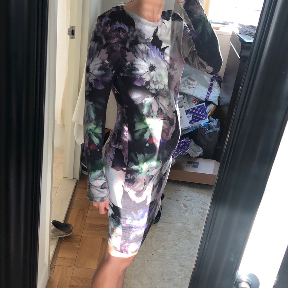 Long sleeve top shop floral maternity dress